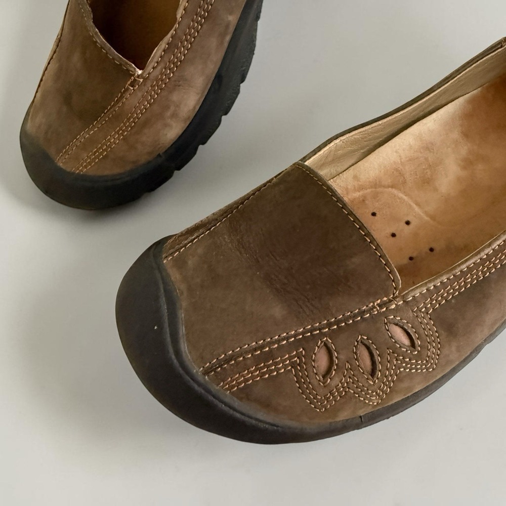 Keen Barika Slip On Loafers Women's Size 8 Brown Leather Casual Comfort - Picture 2 of 8